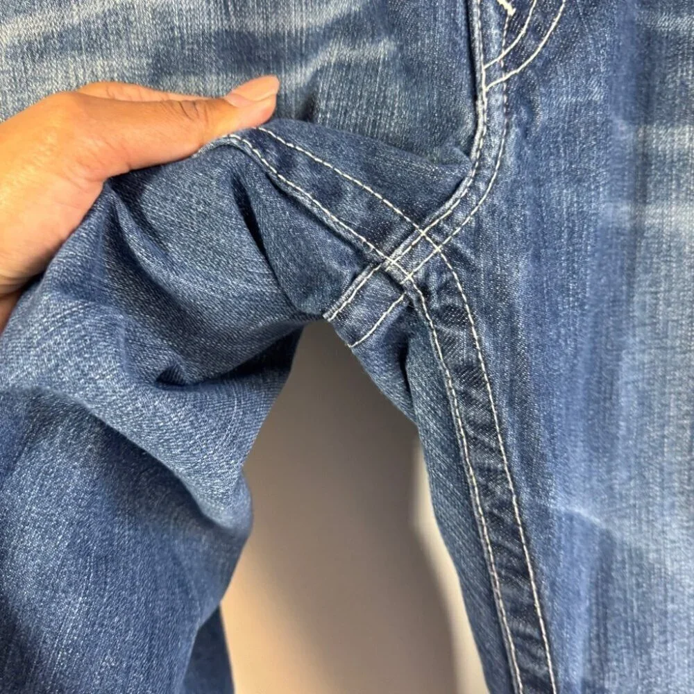 True Religion  Blue Straight Leg Distressed Denim Classic Stitch Jeans Size 34